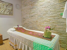 Palette Royal Reflections Hotel and Spa Dubai