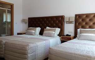 Welcome In - Suites & Hostel
