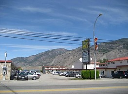 Falcon Resort