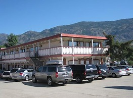 Falcon Resort