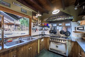 Hostel La Angostura
