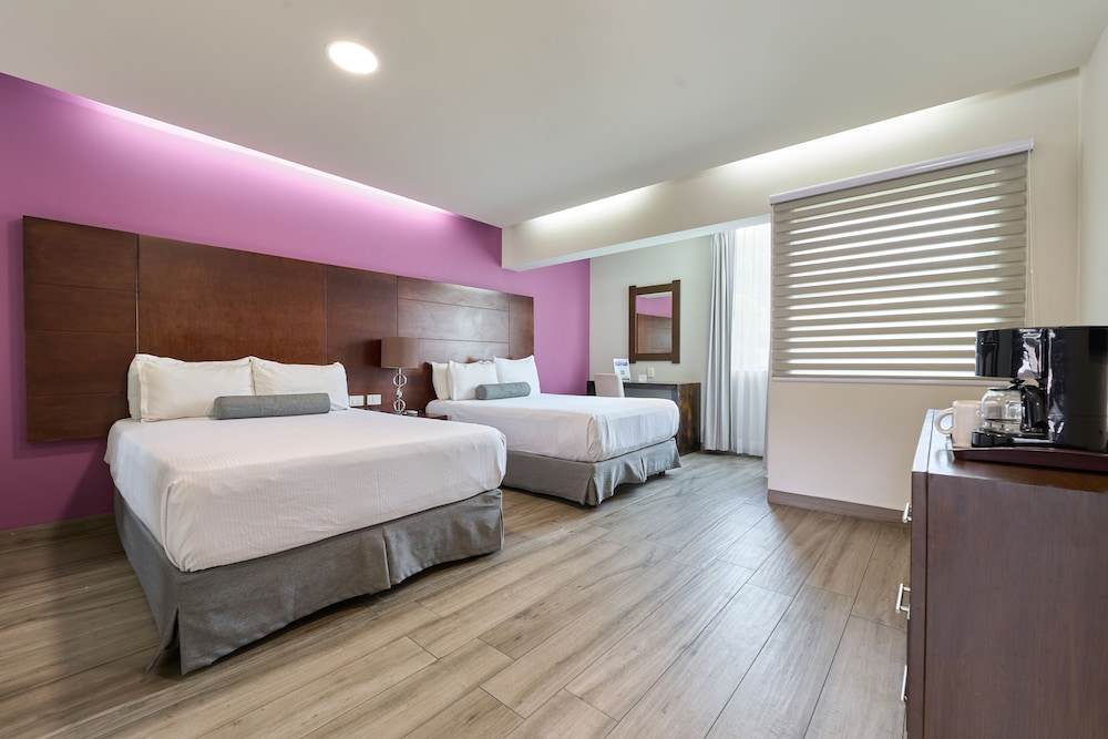 Hotel Estancia Business Class