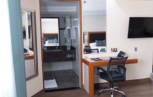 Hotel Abastos Plaza