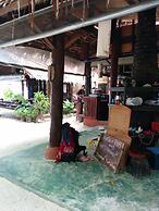 Dolphin Bungalows