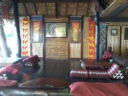 Dolphin Bungalows