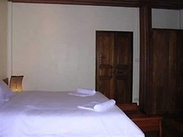 Sunset Cove Resort