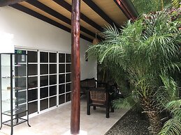 Hotel Coral Blanco