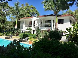 Hotel Coral Blanco