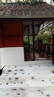 Comon Bungalow - Hostel