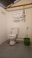 Comon Bungalow - Hostel