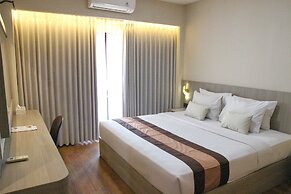 Grand Santhi Hotel