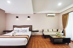 Grand Santhi Hotel