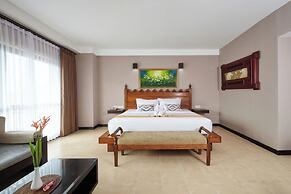 Grand Santhi Hotel