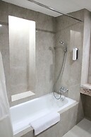 Grand Santhi Hotel