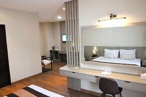 Grand Santhi Hotel