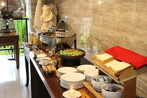 Grand Santhi Hotel