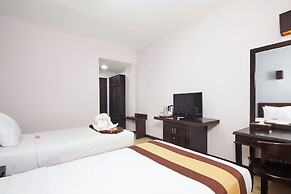Grand Santhi Hotel