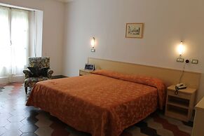 Hotel Croce di Savoia