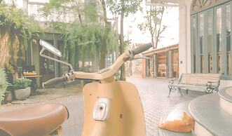 Yesterday Hotel