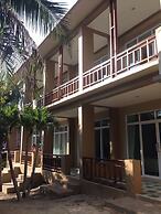 Hut Sun Bungalow