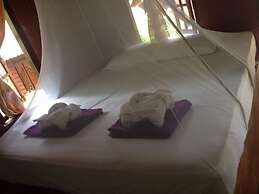 Hut Sun Bungalow