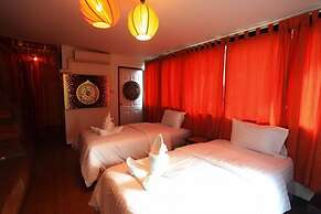 Lanna Pool Villa