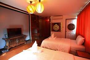 Lanna Pool Villa
