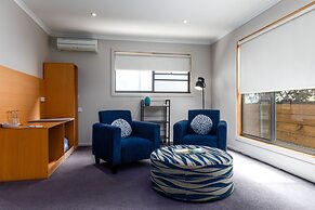 The Edgewater Bed & Breakfast