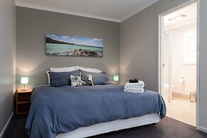 The Edgewater Bed & Breakfast