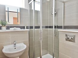 Your Space Apartments - Byron House