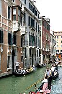 Corte Barozzi Venice Suites