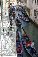Corte Barozzi Venice Suites