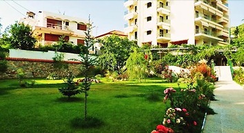 Sagini Hotel