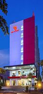 Red Planet Surabaya