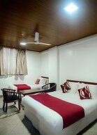 Diamond Plaza Apartments