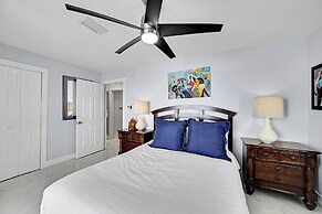 Inn On The Drive ( Adults Only)