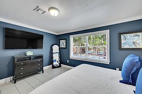 Inn On The Drive ( Adults Only)