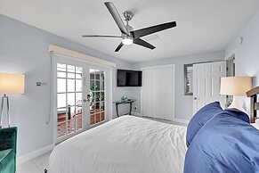 Inn On The Drive ( Adults Only)