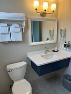 Revelstoke Lodge