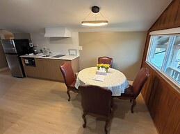 Richca Chalets Resort