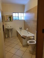 Selati 103 Guest Cottages