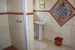 Selati 103 Guest Cottages