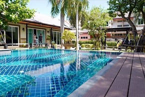 Nirundorn Resort