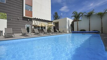 Holiday Inn Express & Suites Celaya by IHG