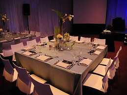 President Hotel & Conference Venue