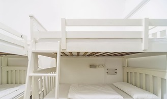 BEAT. Arts Hostel Chinatown
