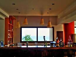 Maranton Beach Hotel