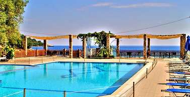Maranton Beach Hotel