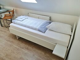 Aparthotel B & L