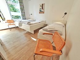 Aparthotel B & L